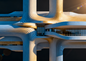 Buildings made of pillars